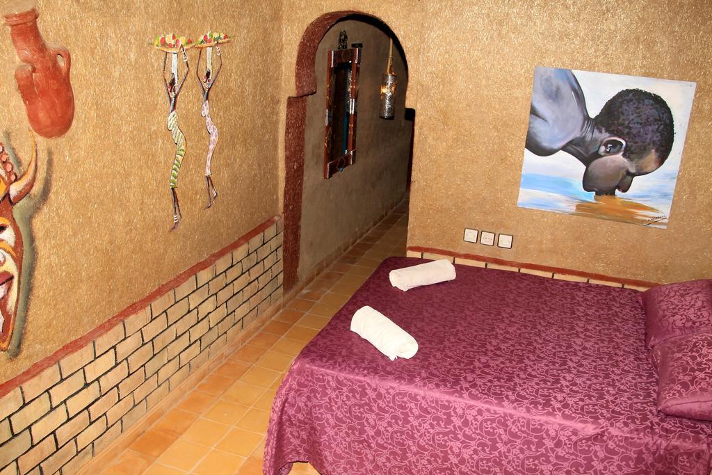 Hotel La Gazelle Bleue Merzouga Zimmer foto